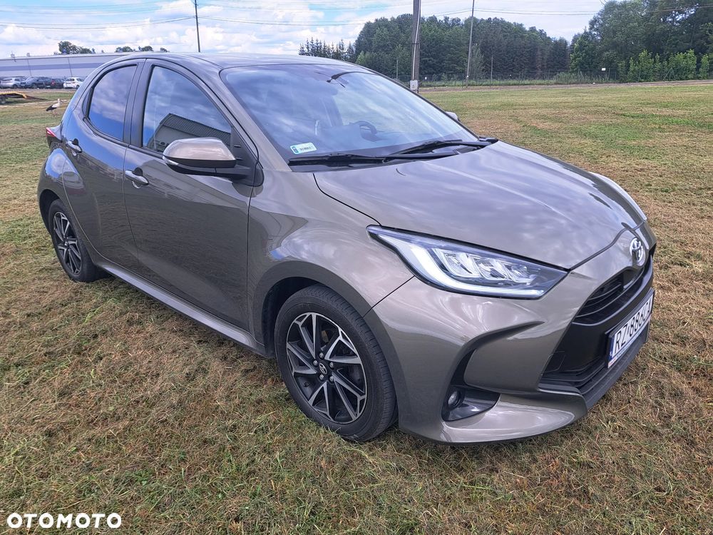 Toyota Yaris 1.5 Comfort - 1
