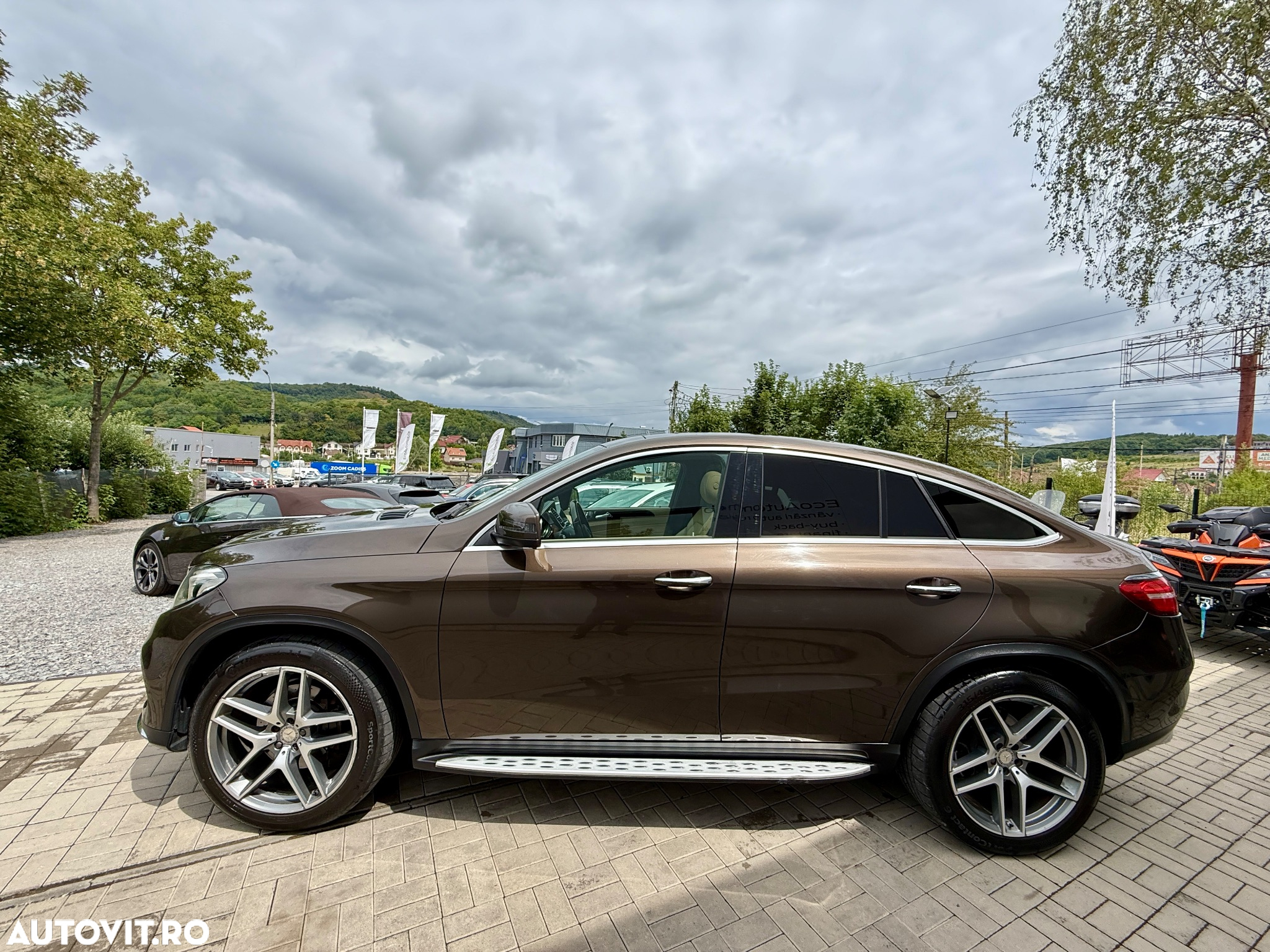 Mercedes-Benz GLE 350 d 4Matic 9G-TRONIC AMG Line - 10