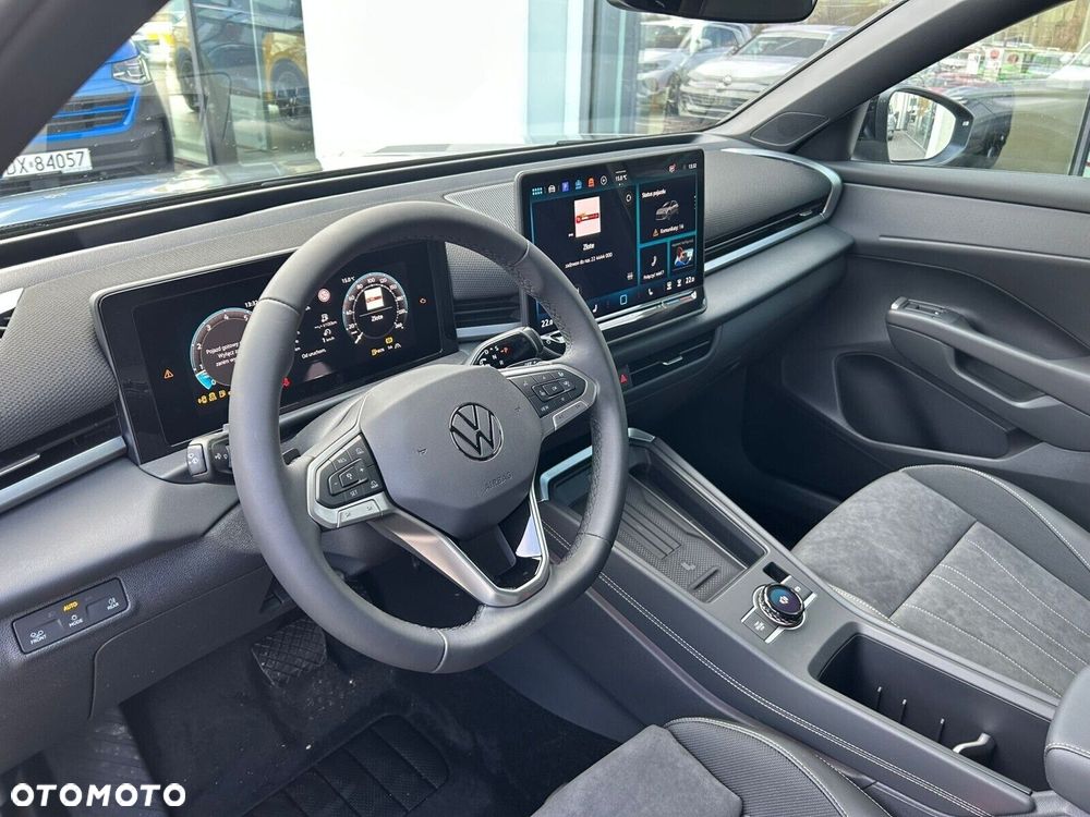 Volkswagen T-Roc - 5
