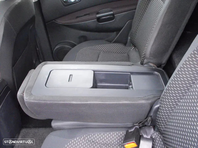 Nissan Qashqai +2 1.5 dCi Tekna Pele Choc +Navi - 41