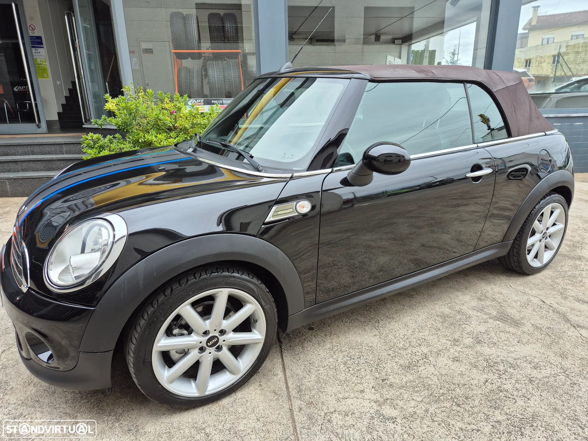 MINI Cabrio Cooper - 46
