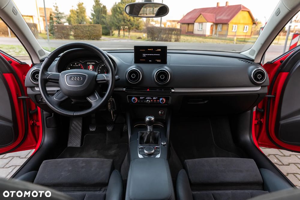 Audi A3 Sportback 1.4 TFSI Ambiente - 21