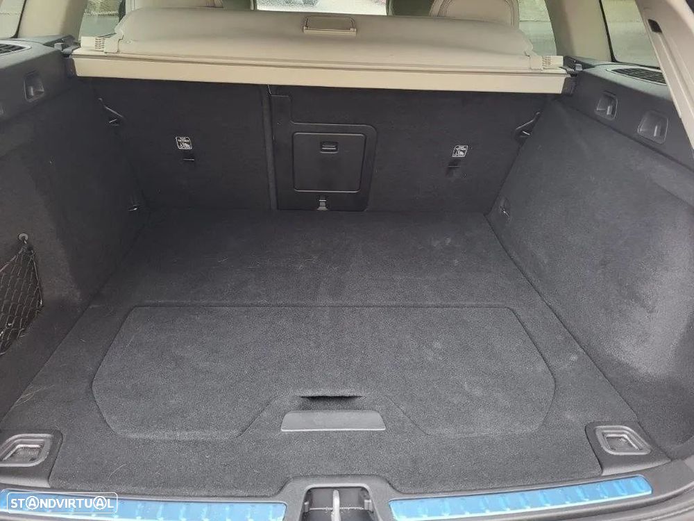 Volvo V60 2.0 B4 Plus Bright Auto - 13