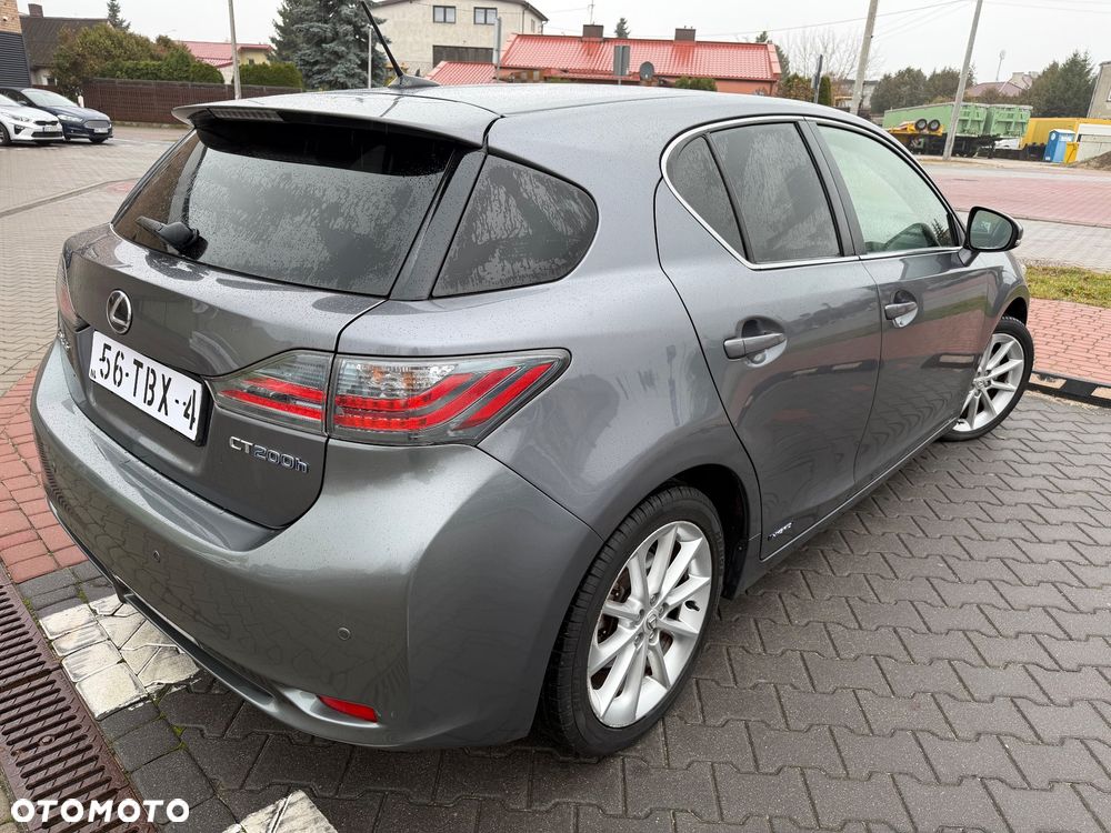 Lexus CT 200h Prestige - 5