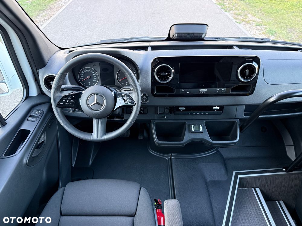 Mercedes-Benz Sprinter 519 - 37
