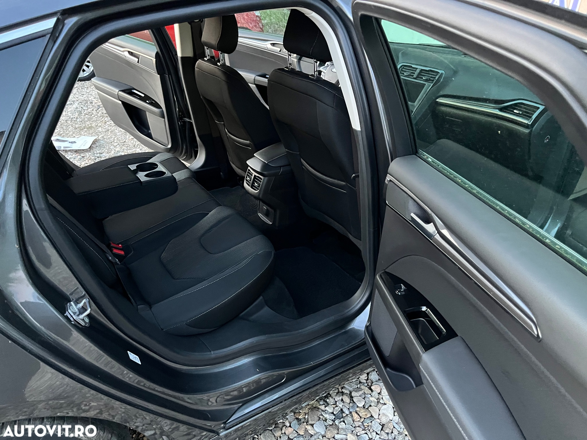 Ford Mondeo 1.5 EcoBoost Aut. Titanium - 39