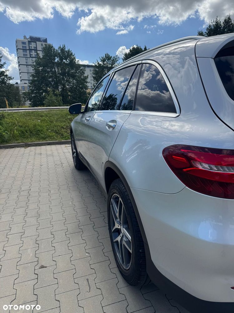 Mercedes-Benz GLC - 7