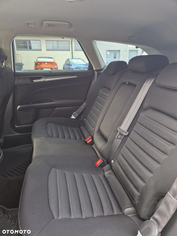 Ford Mondeo 2.0 TDCi Titanium PowerShift - 17