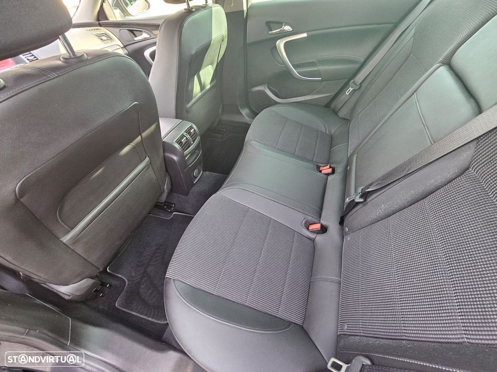 Opel Insignia 2.0 CDTi Executive S/S - 21