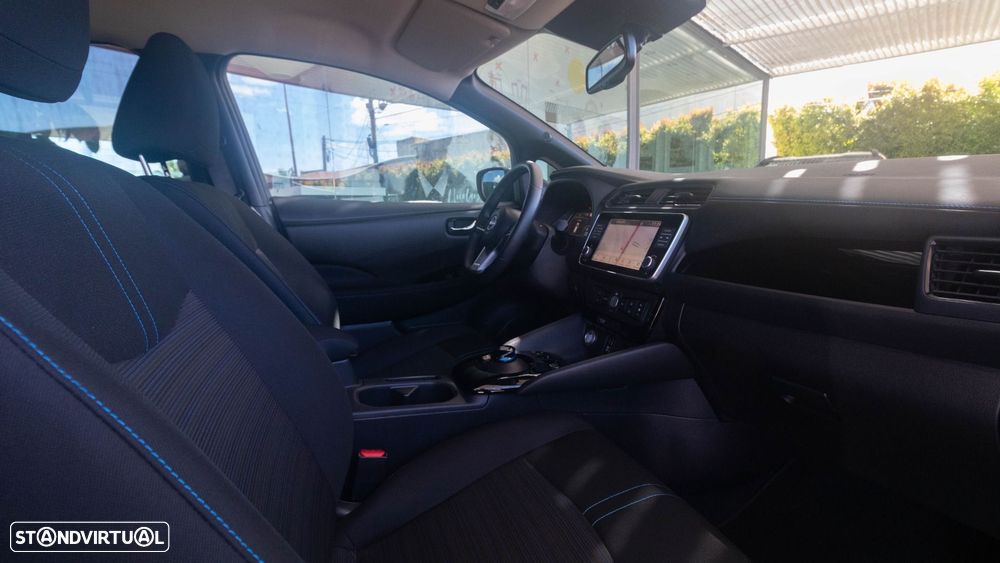 Nissan Leaf N-Connecta - 12