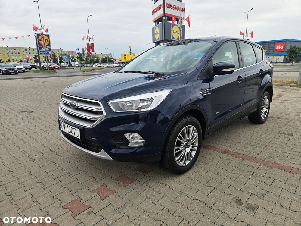 Ford Kuga - 1