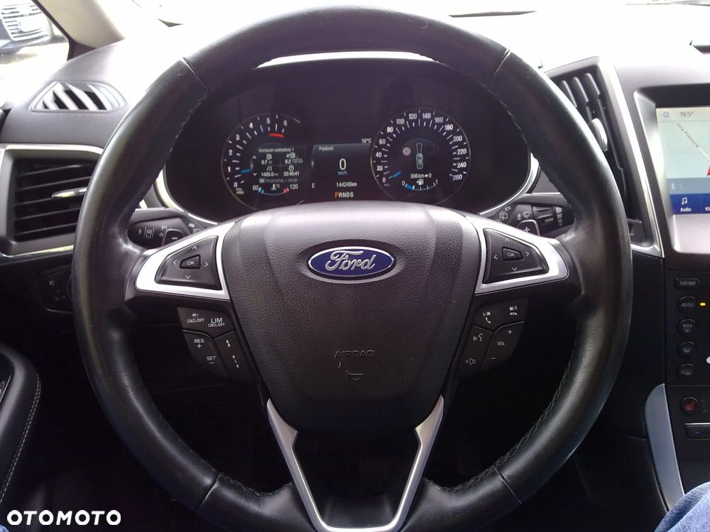 Ford S-Max 2.0 EcoBlue Titanium - 26