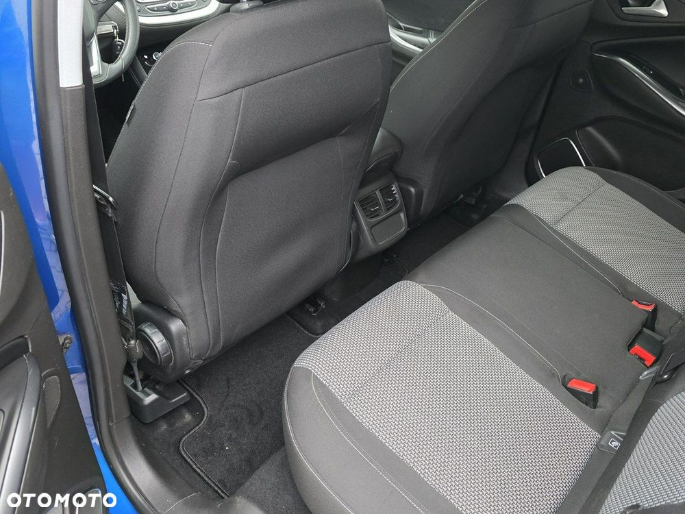 Opel Grandland X - 11