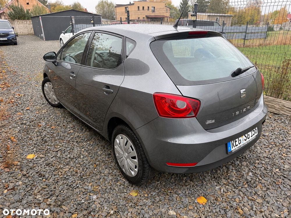 Seat Ibiza 2014 photo 4