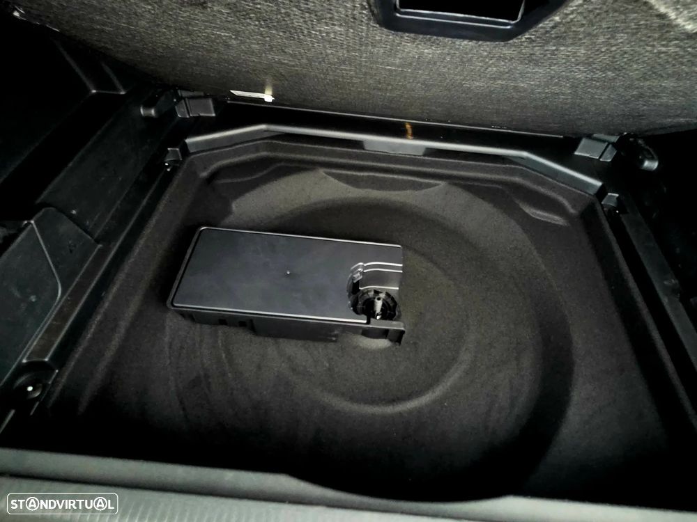Peugeot 3008 BlueHDi 130 Stop & Start EAT8 Allure - 24