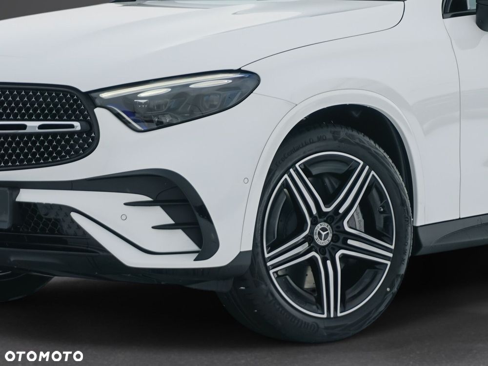 Mercedes-Benz GLC - 11