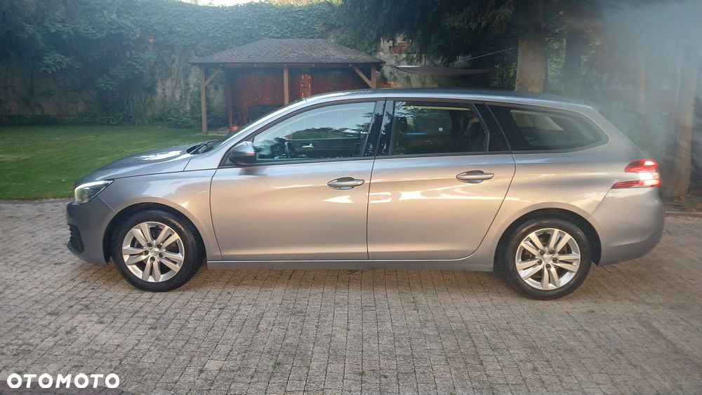 Peugeot 308 1.5 BlueHDi Allure Pack S&S - 2