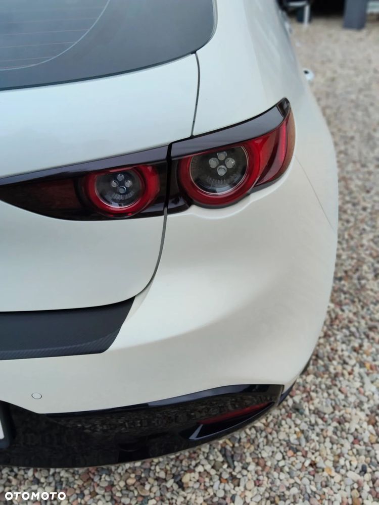 Mazda 3 e-SKYACTIV-X 186 M HYBRID TAKUMI - 8