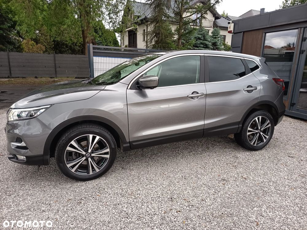 Nissan Qashqai 1.3 DIG-T DCT SHIRO - 4