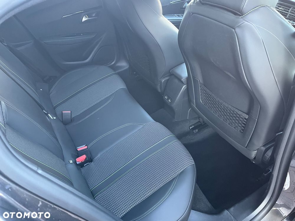 Peugeot 208 PureTech 130 EAT8 GT - 18