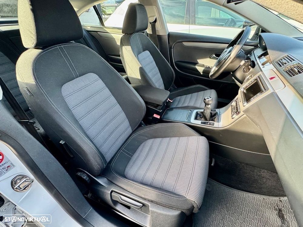 VW Passat CC 2.0 TDi - 37
