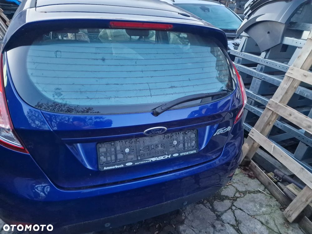 Klapa  tył  ford  Fiesta  mk7  lift  w  kolorze  2D - 1