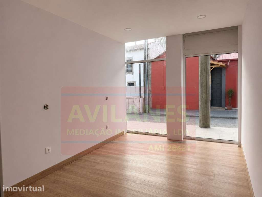 Apartamento T2- Lobão - Grande imagem: 2/5