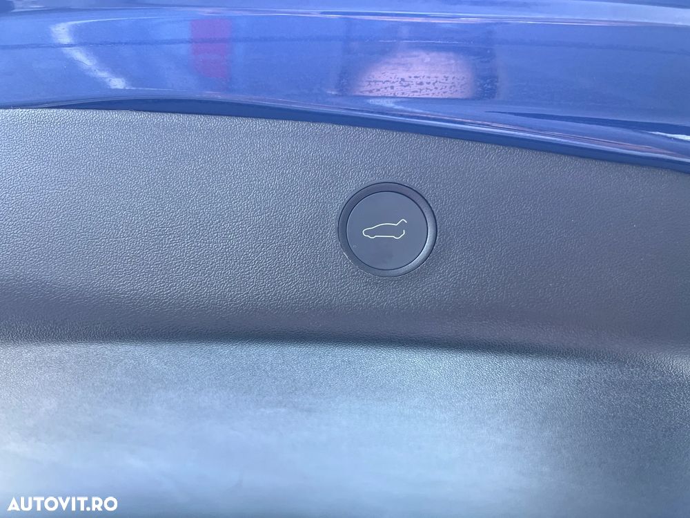 Tesla Model 3 - 28