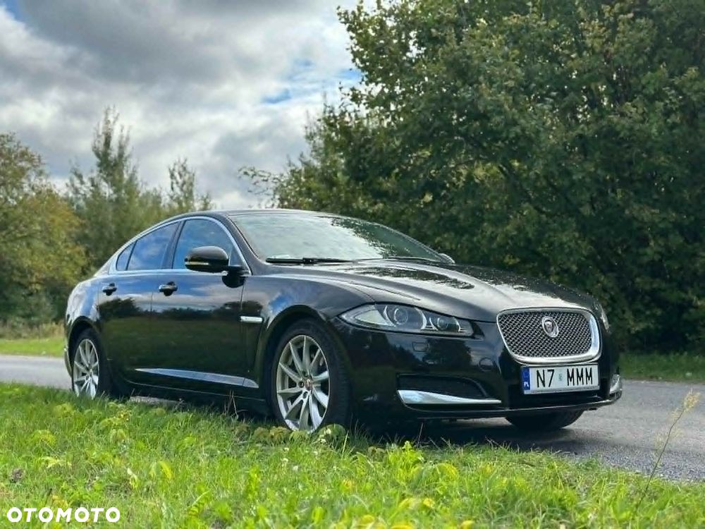 Jaguar XF 2.2 D Luxury - 2
