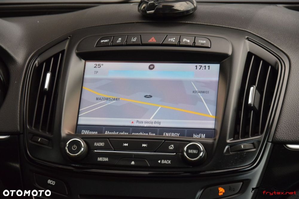 Opel Insignia - 32
