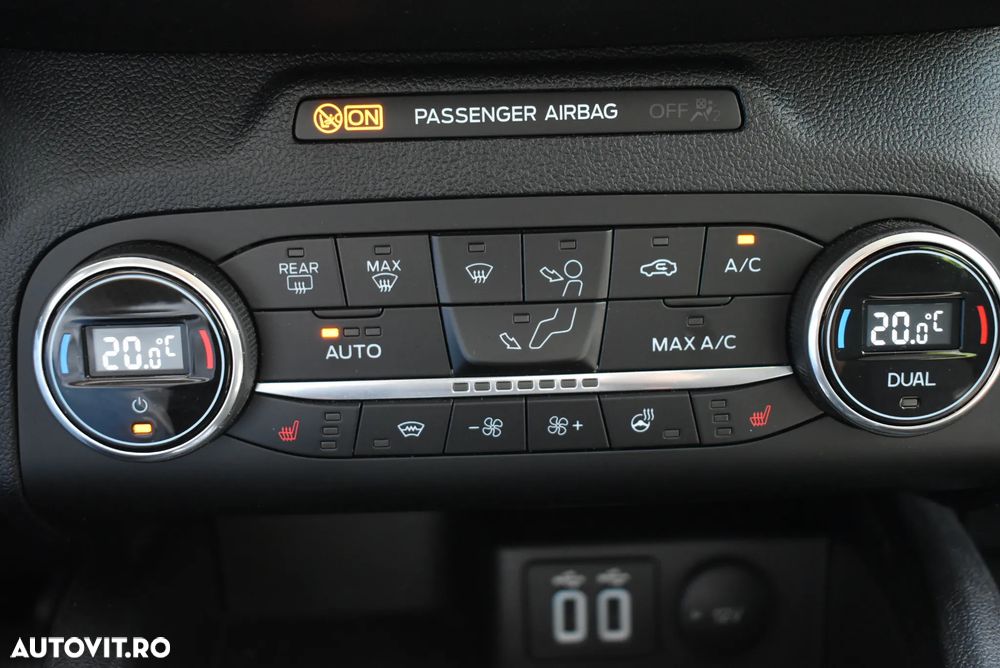 Ford Kuga 2.5 Duratec FHEV AWD Titanium - 10