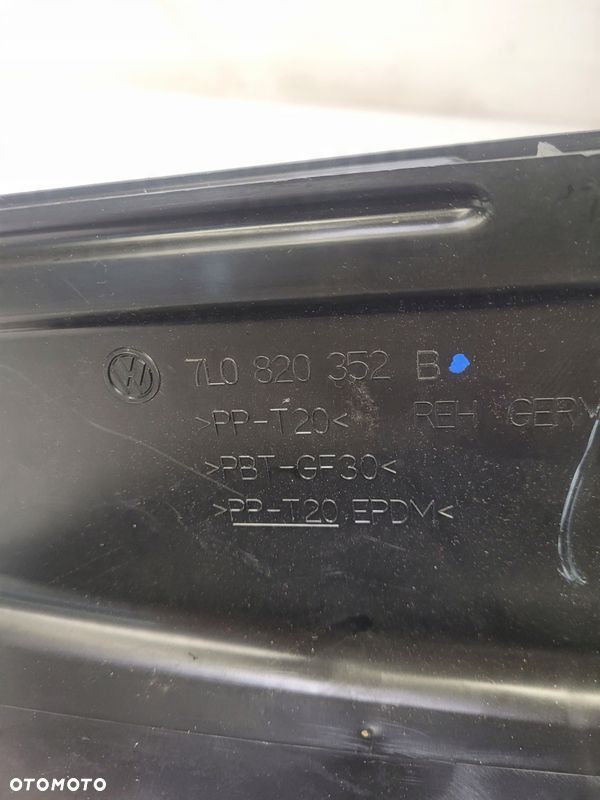 KANAŁ CIEPŁEGO POWIETRZA AUDI Q7 4L 7L0820352B - 4