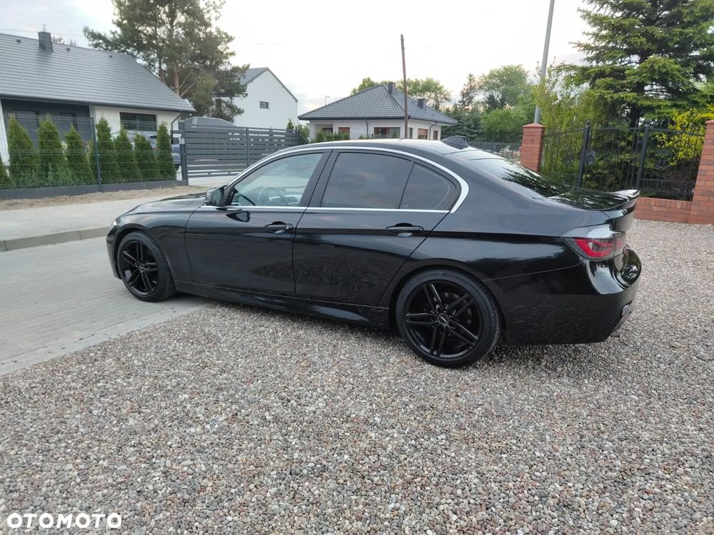 BMW Seria 3 318d Sport Line - 22