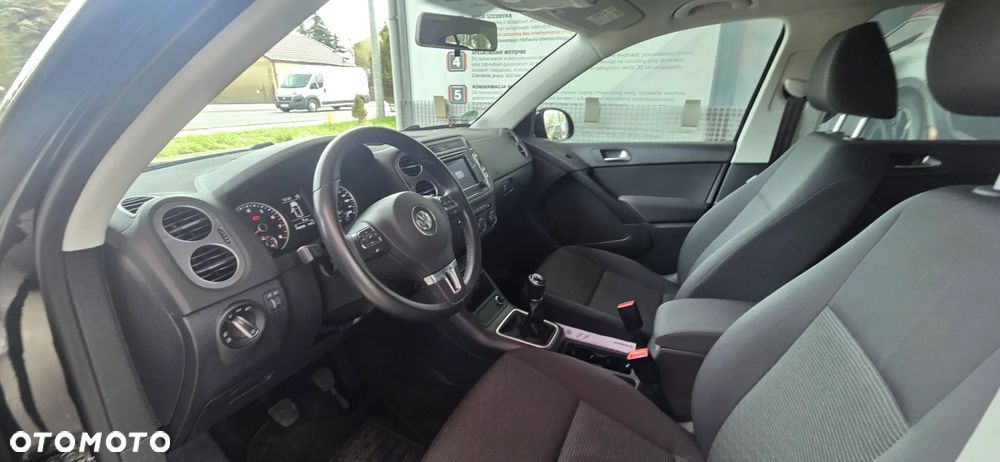 Volkswagen Tiguan - 27