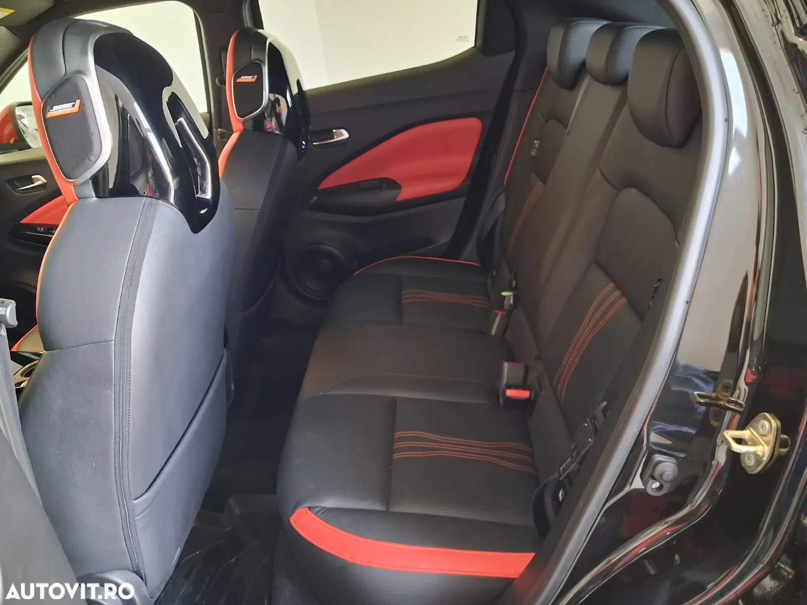 Nissan Juke DIG-T DCT Tekna - 28