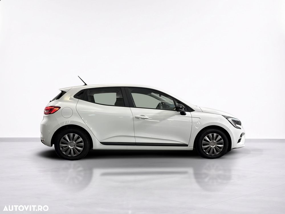 Renault Clio - 7