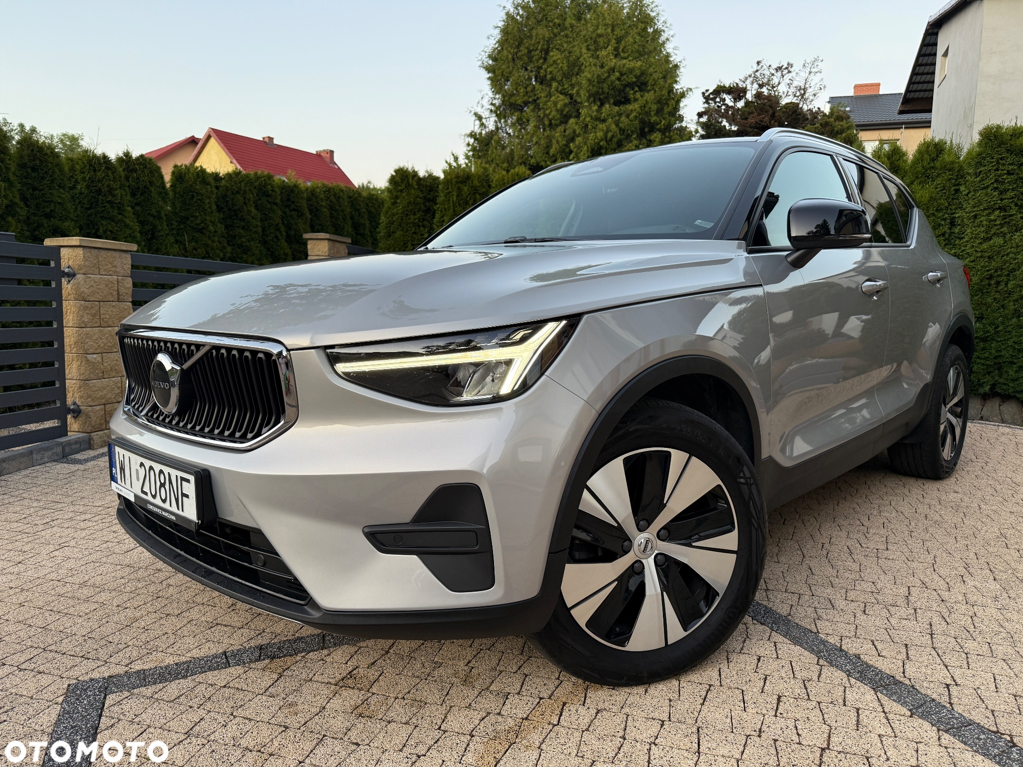 Volvo XC 40 B3 Ultimate Dark - 2