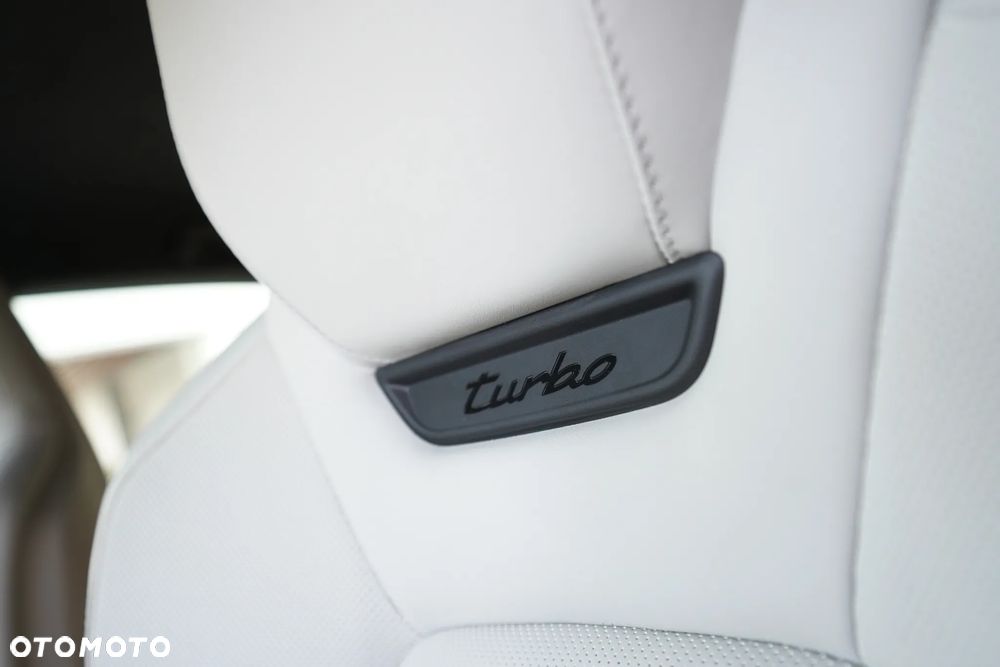 Porsche Macan Turbo 100kWh - 22