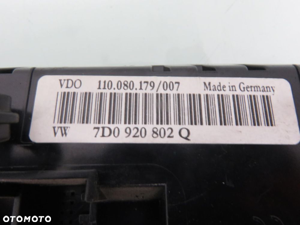 LICZNIK VW TRANSPORTER T4 2.5 TDI 7D0920802Q - 3