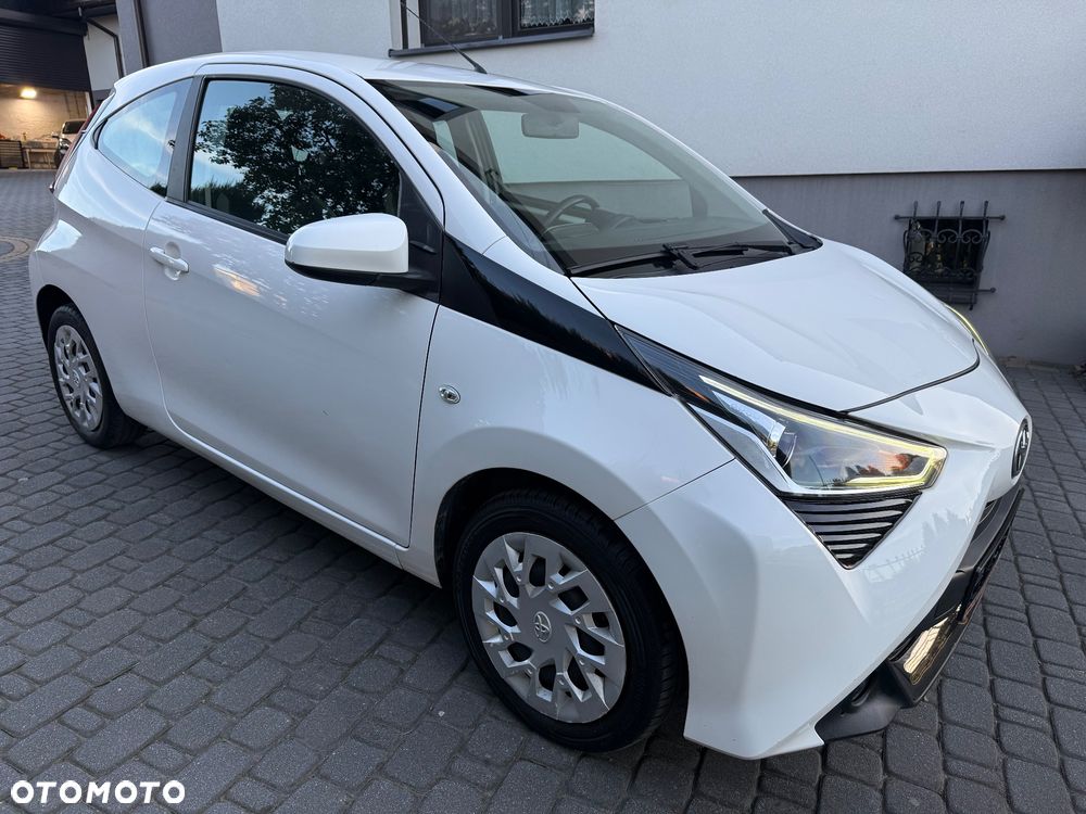 Toyota Aygo x-play - 26