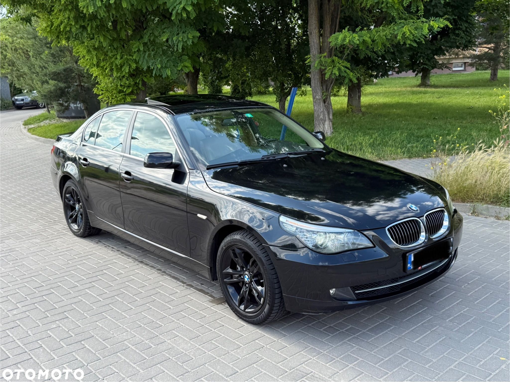 BMW Seria 5 525i xDrive Edition Exclusive - 1