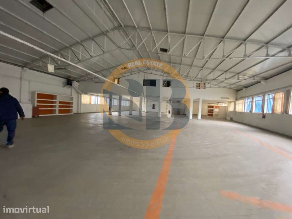 Armazém Industrial São João da Madeira - Grande imagem: 3/8