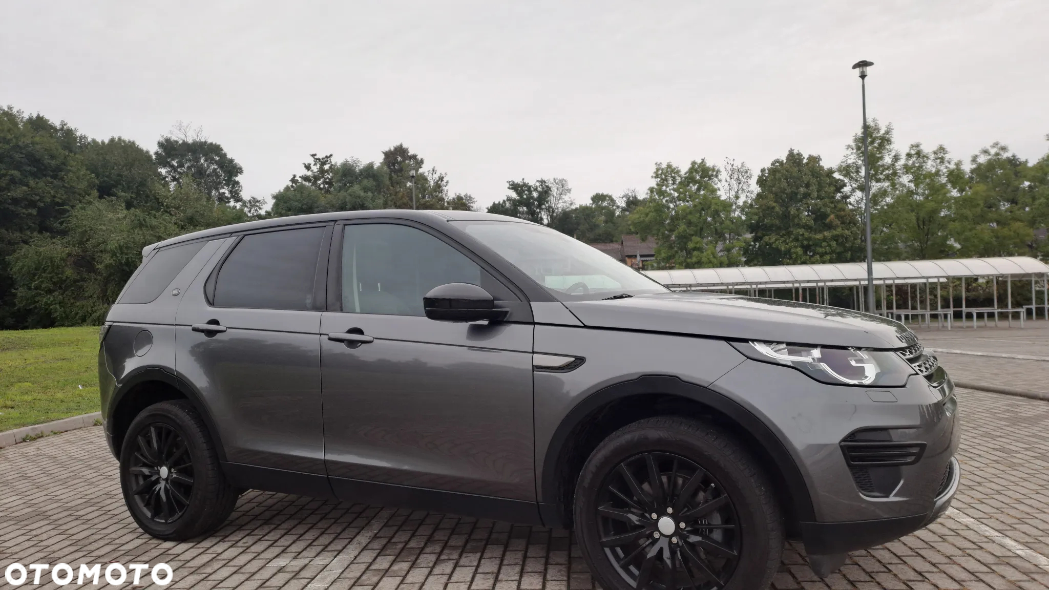 Land Rover Discovery Sport 2.0 D150 R-Dynamic S - 8