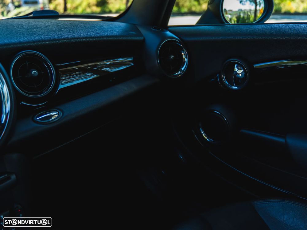 MINI 3 Portas Cooper D - 14