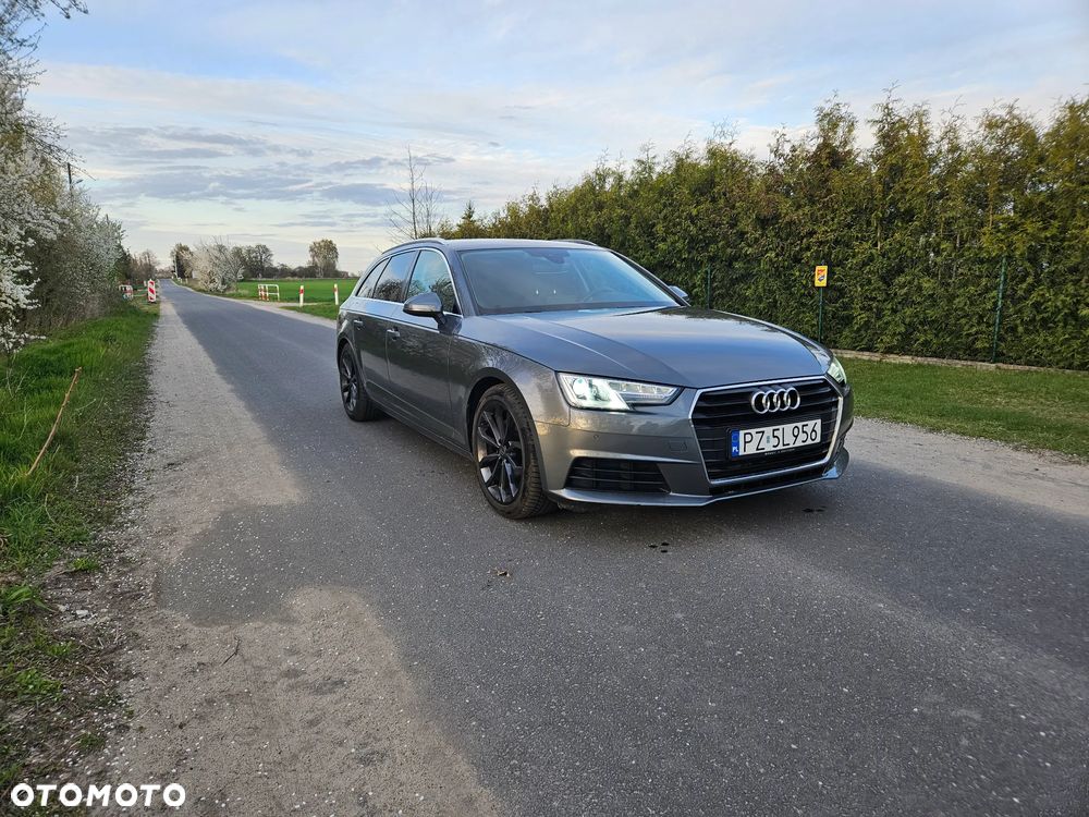 Audi A4 Avant 2.0 TFSI ultra - 1