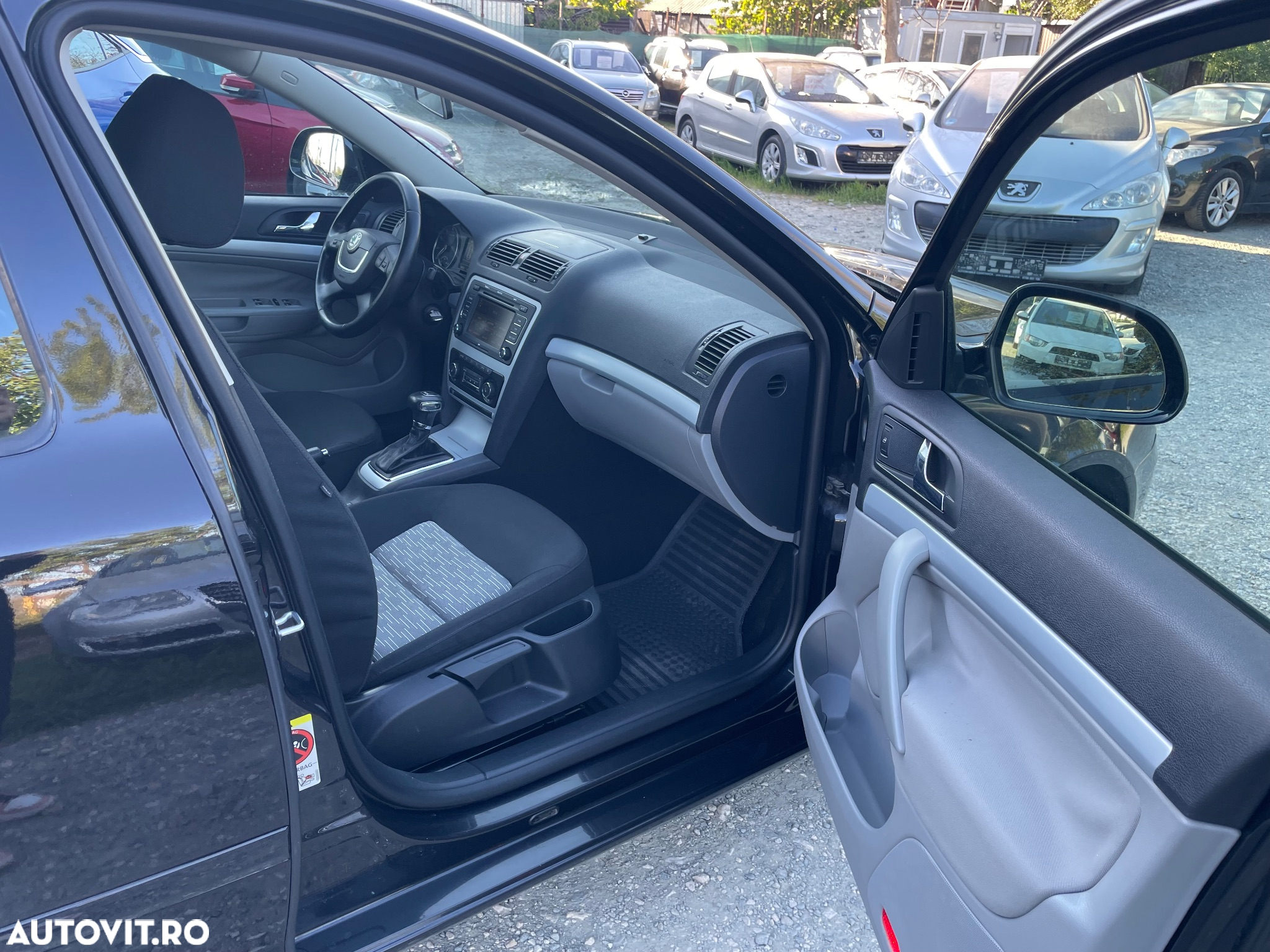 Skoda Octavia 1.4 TSI Ambiente DSG - 11