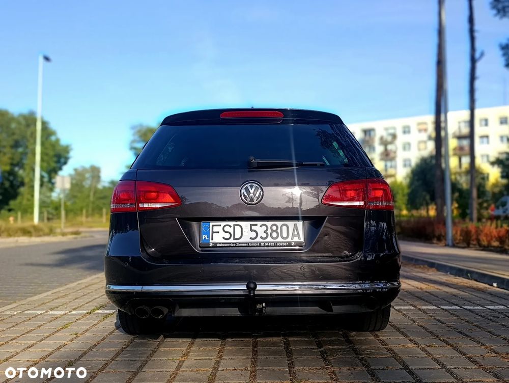 Volkswagen Passat - 8
