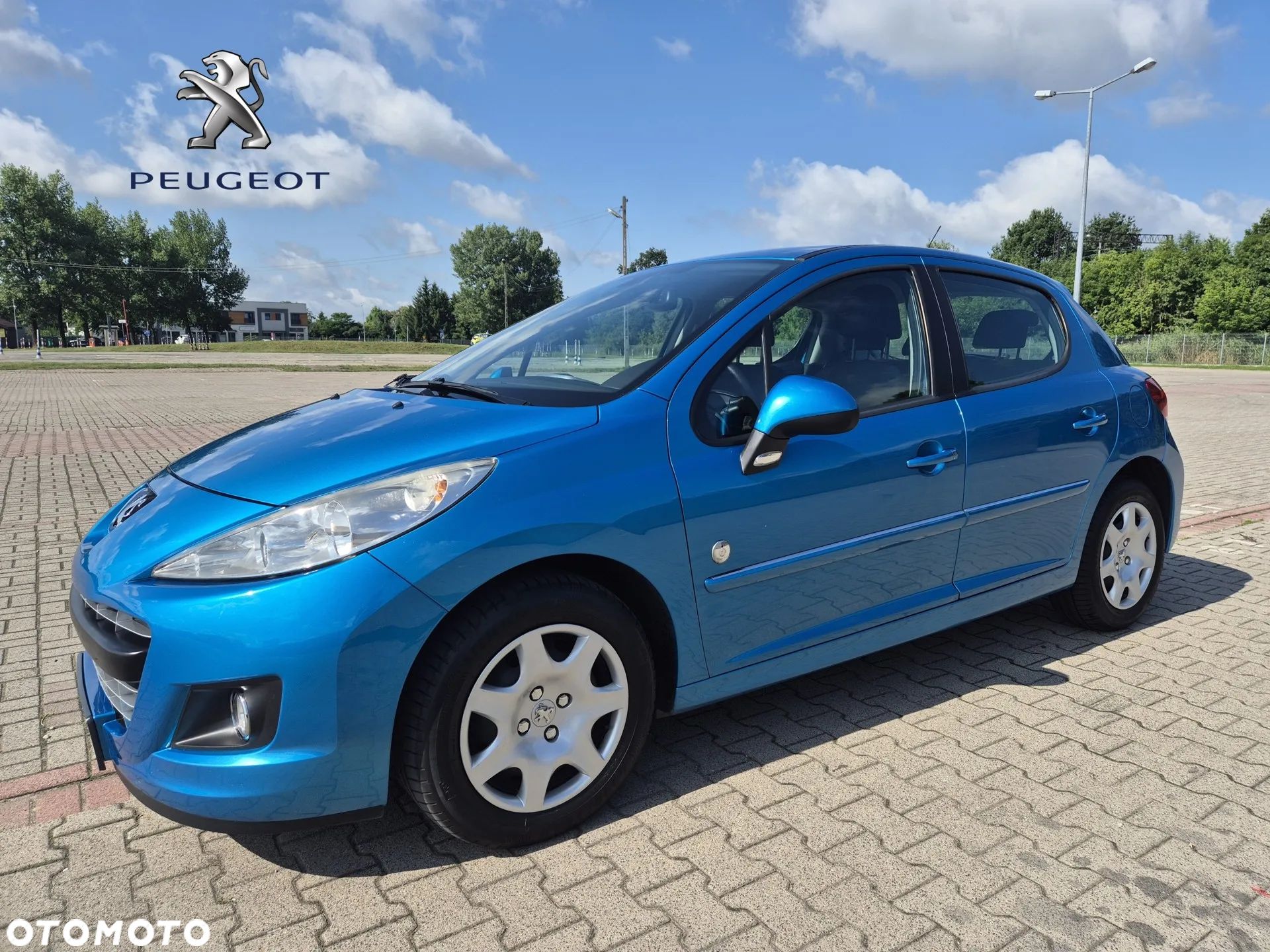 Peugeot 207 - 1