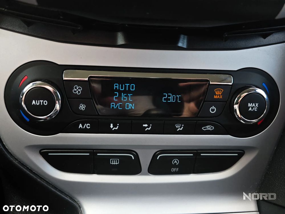 Ford Focus 1.0 EcoBoost STart-Stopp-System TITANIUM - 22