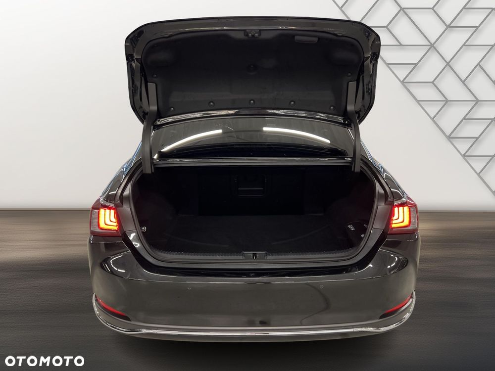 Lexus ES 300h Business Edition - 17